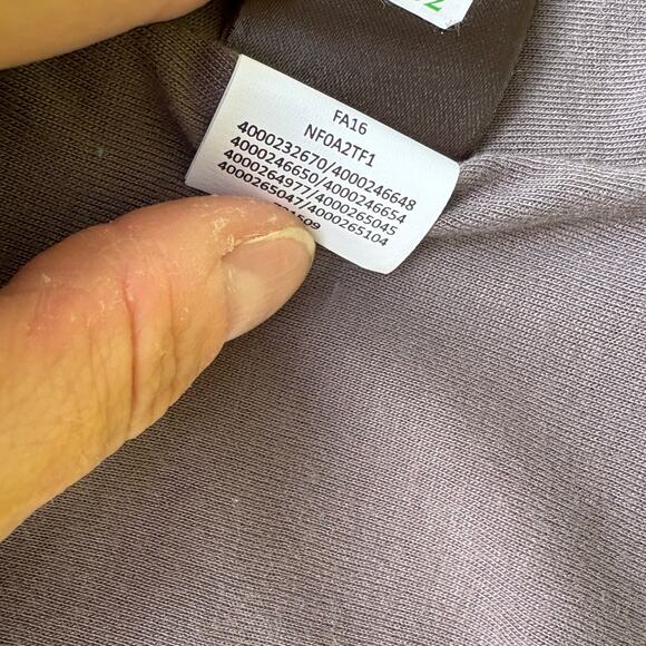 The North Face Furlander Faux Fur Hooded Vest Gray L NWOT - Picture 11 of 11